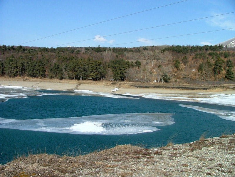 Le lac des Jaussauds en hiver